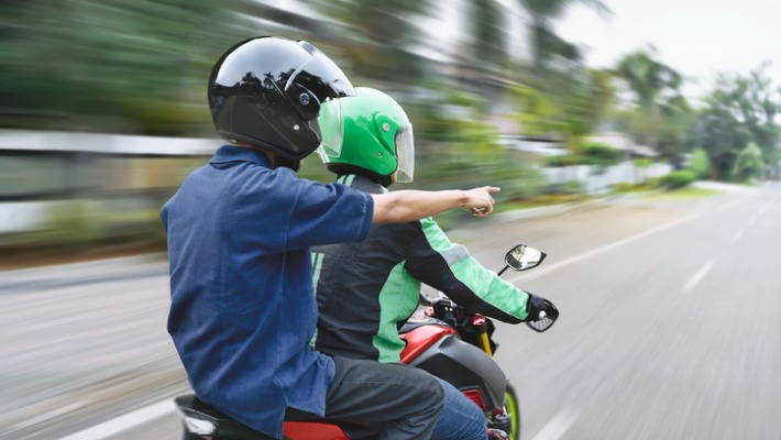 révolutionner le secteur des taxis moto à Paris